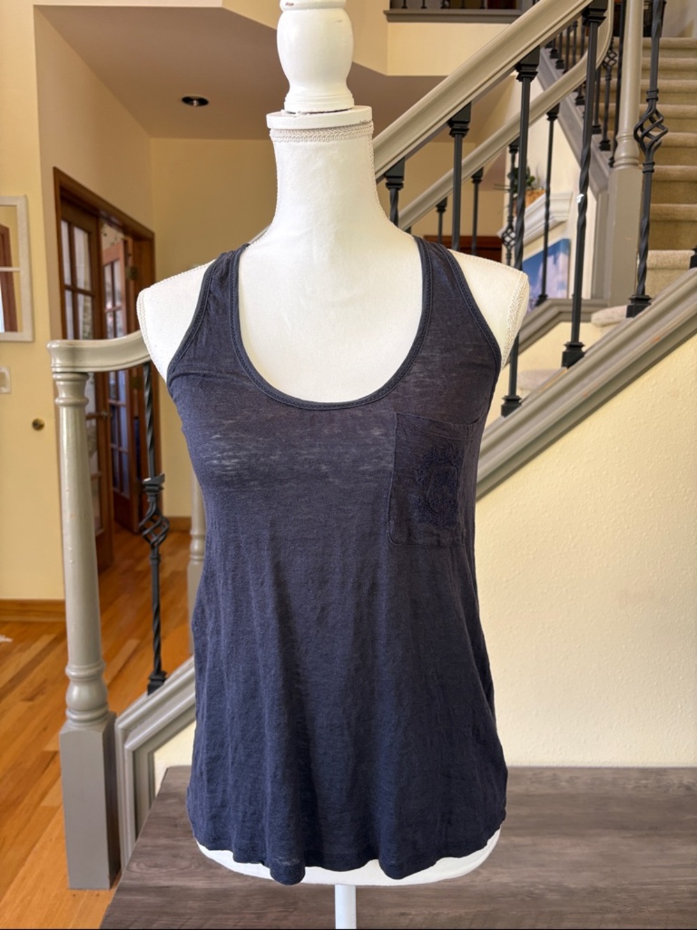 Vanessa Bruno Women's Sleeveless Scoop Neck Tank Top - Navy Blue Size 1 (S)